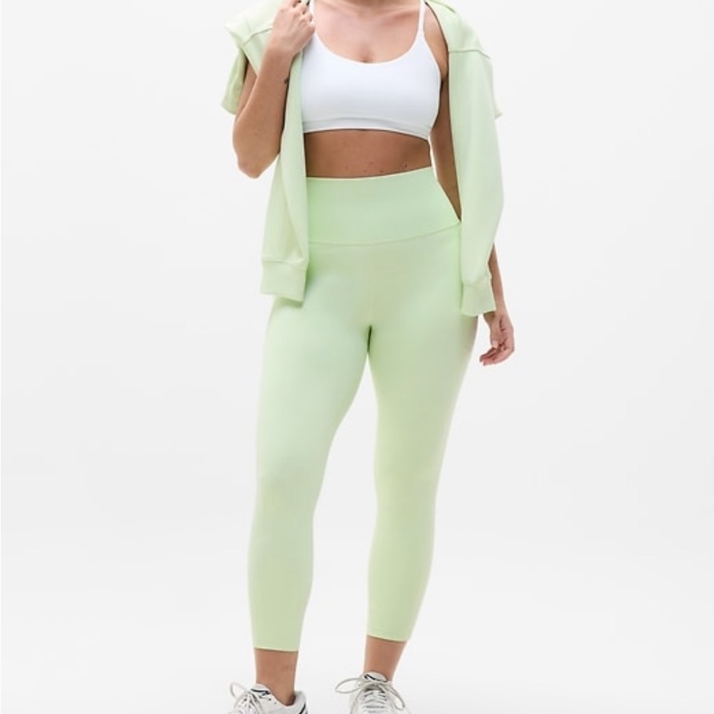 Athleta Salutation Stash 7/8 legging in honeydew L - Picture 4 of 8